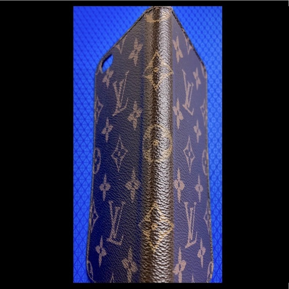 Louis Vuitton Monogram IPhone 6 Plus Phone Case - Picture 3 of 7